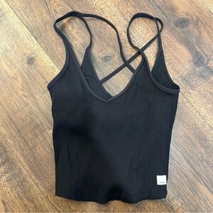 Vuori Ribbed Crop Tank